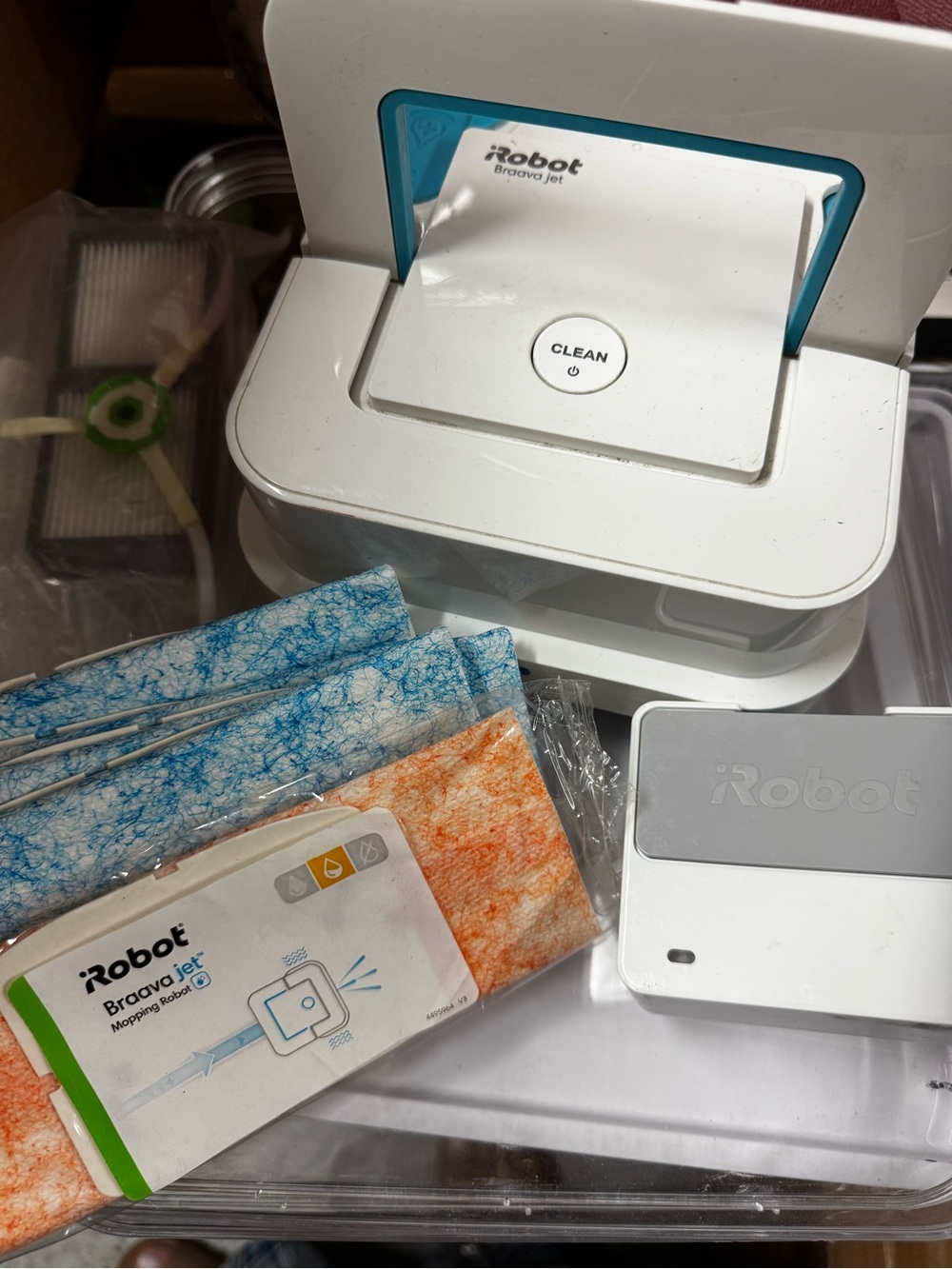 listing-status-banner